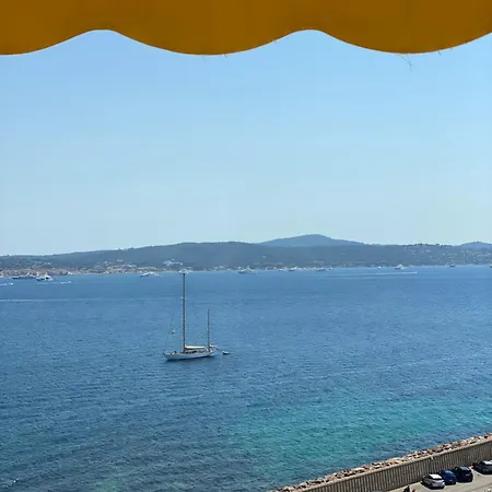Vue Maxime Apartment